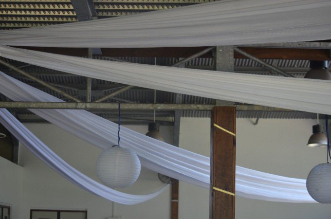 Location de kit tentures plafond lumineux blanc froid
